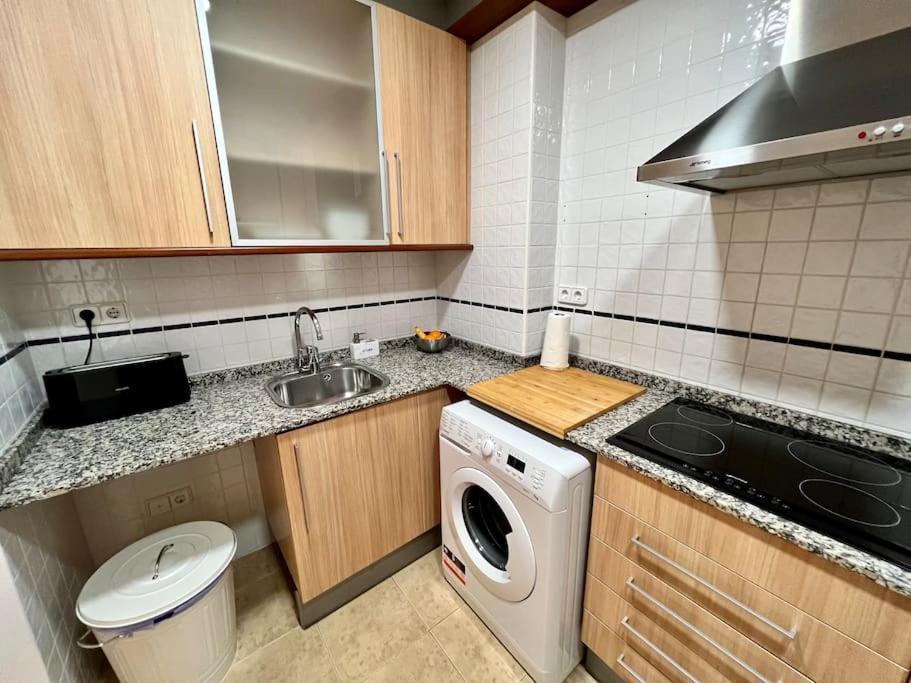 Apartamento Espacioso Y Familiar Тарраса Екстер'єр фото