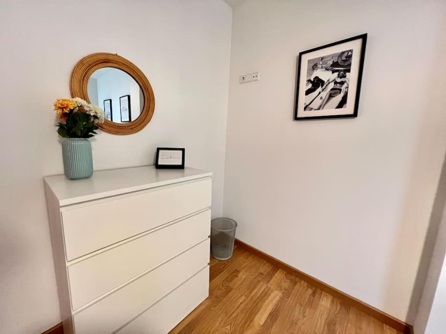 Apartamento Espacioso Y Familiar Тарраса Екстер'єр фото